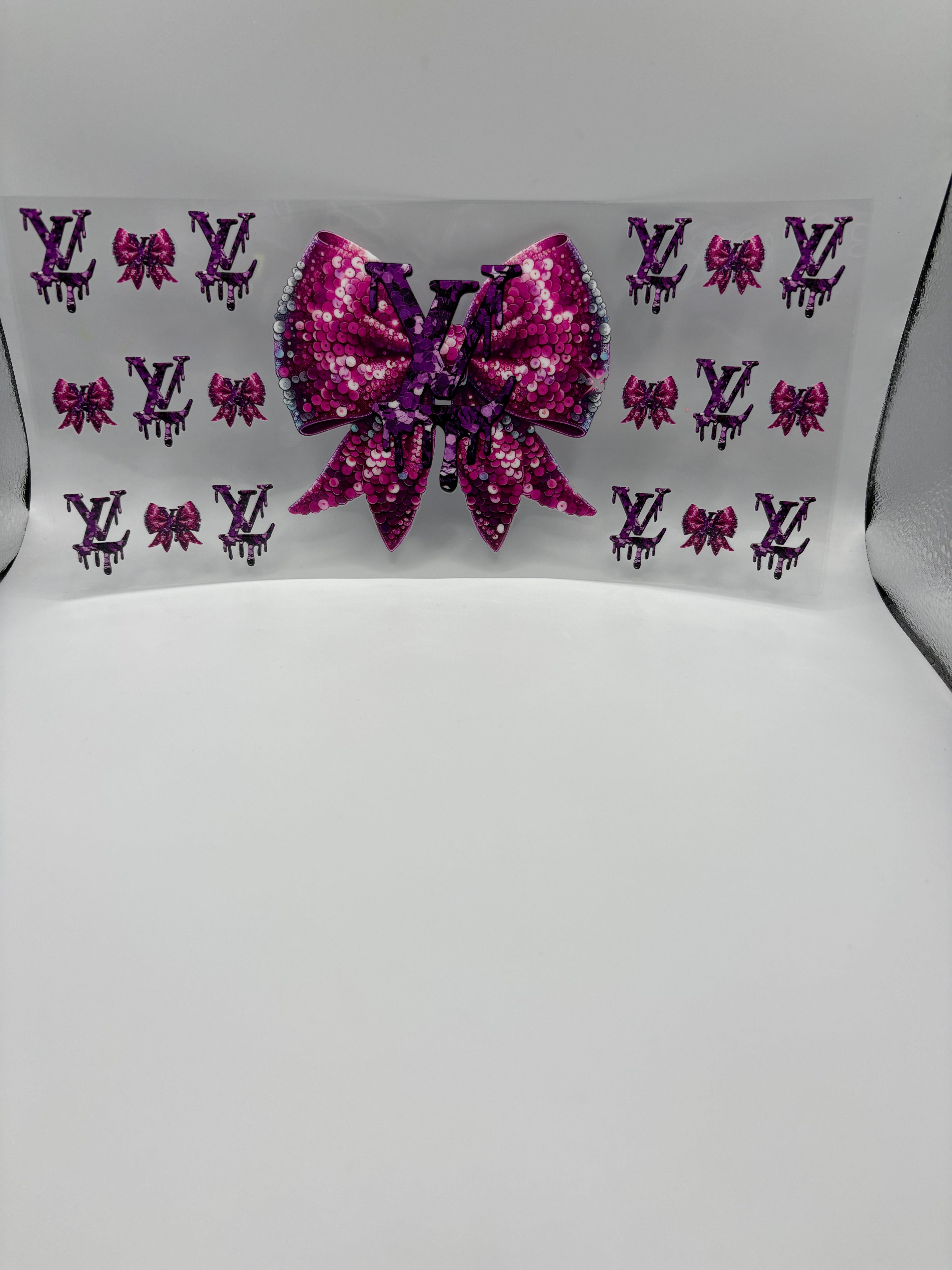 Louis7 Decal